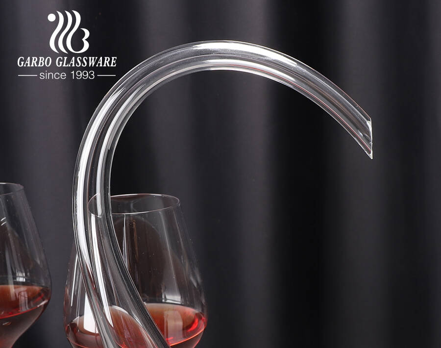 Jarra de cristal hecha a mano de la jarra del vino tinto claro con forma de cisne de 1500 ml jarras de vino de cristal hechas a mano