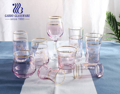 Tasses en verre arabe colorées de décalcomanies de décoration de petite fête de 150 ml pour boire du thé