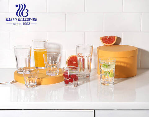 Tasse en verre de roche de style Ikea classique populaire dans le monde entier pour le service de boissons d'hôtel de restaurant à la maison