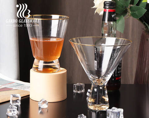 Unique Gifts Gold Rim Luxury 390ml Triangle Martini Cocktail Wine Glasses with Heavy Stem