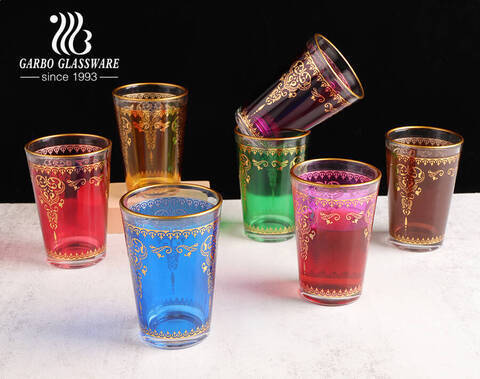 6オンスモロッコスタイルの色付きガラスティーカップ中東用ゴールドティーグラス
