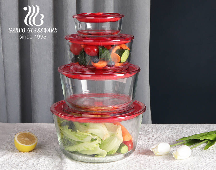 Factory heat-resistant high-borosilicate round glass food container with sealed plastic lid with air hole