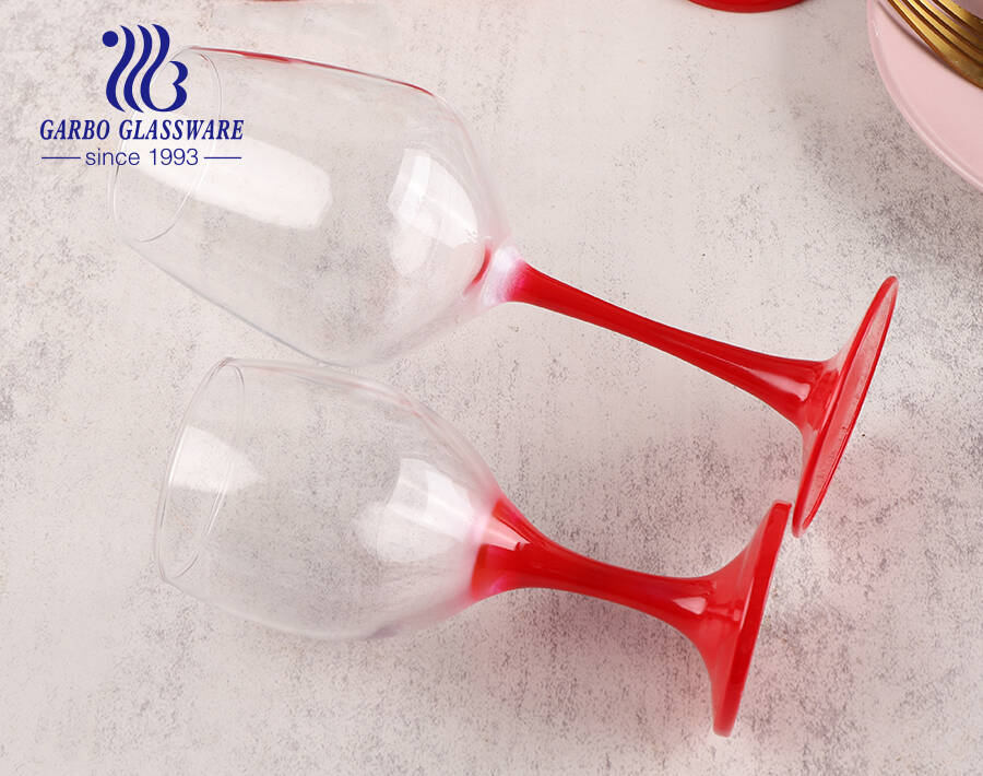 Jubilant stem glassware with dark color red for wine brandy serving