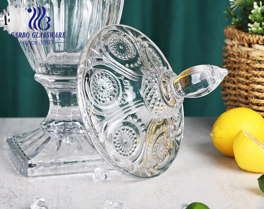 Factory High-white Embossed Glass Beverage Wine Dispenser with Metal Stopcock Engraved Sunflower Pattern Coconut Tree