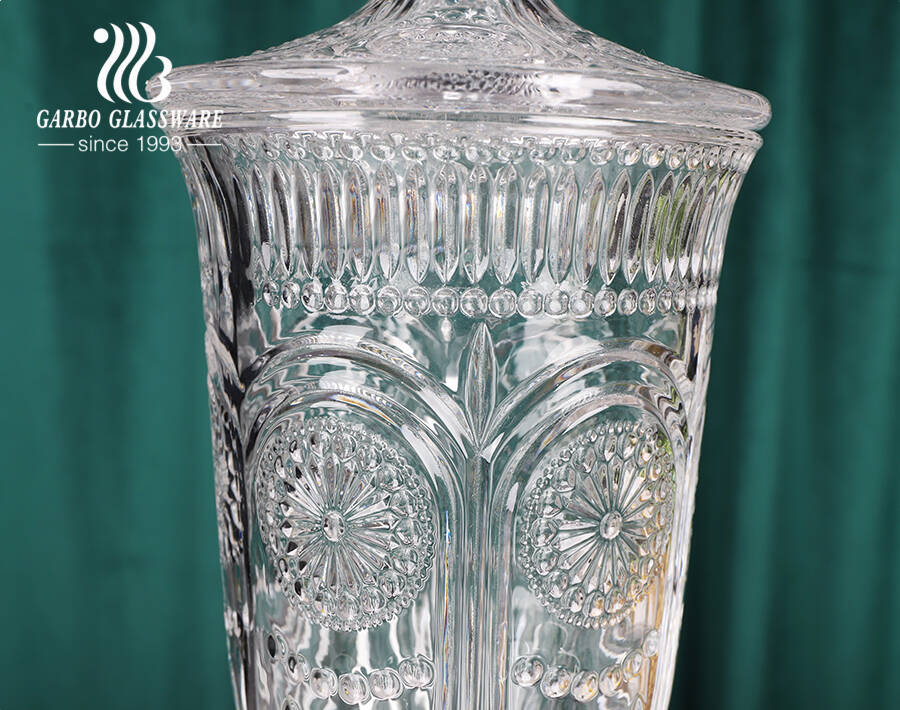 Factory High-white Embossed Glass Beverage Wine Dispenser with Metal Stopcock Engraved Sunflower Pattern Coconut Tree