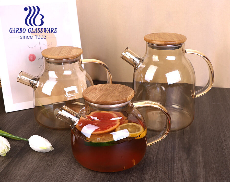Théière en verre de couleur dorée 1L cruche d'eau en verre populaire avec couvercle en bambou