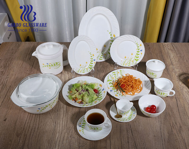 Nouveau design de décalcomanie 58 pcs ensemble de dîner en verre opale pour un usage familial