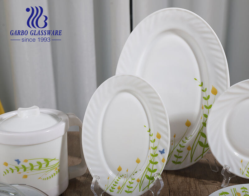 Nouveau design de décalcomanie 58 pcs ensemble de dîner en verre opale pour un usage familial