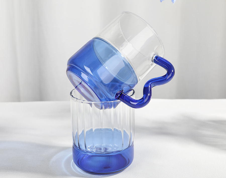 Single Wall Borosilicate Drinking Glass Cup Deep Blue Color Elegant Design Glasses Cup