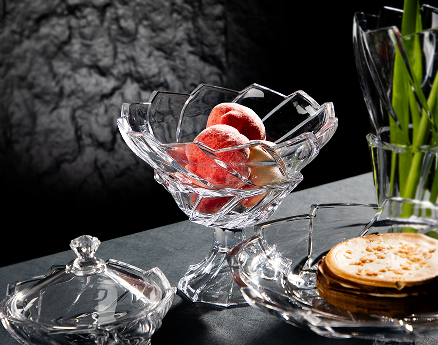 New Unique Design Glass Fruit Bowl with Stem High-end Style13 Inch Table Food Serving Bowl
