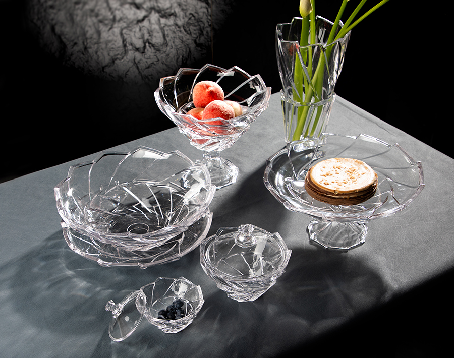 New Unique Design Glass Fruit Bowl with Stem High-end Style13 Inch Table Food Serving Bowl