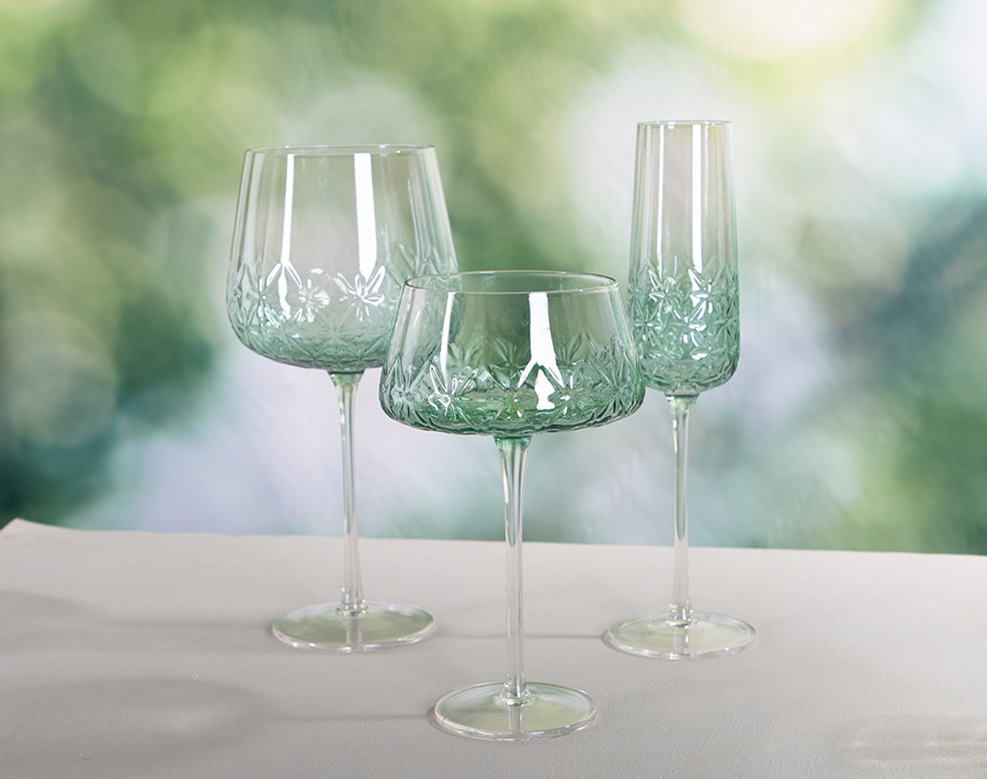 High-end new design colored glass wine cup with ion-plating gift items