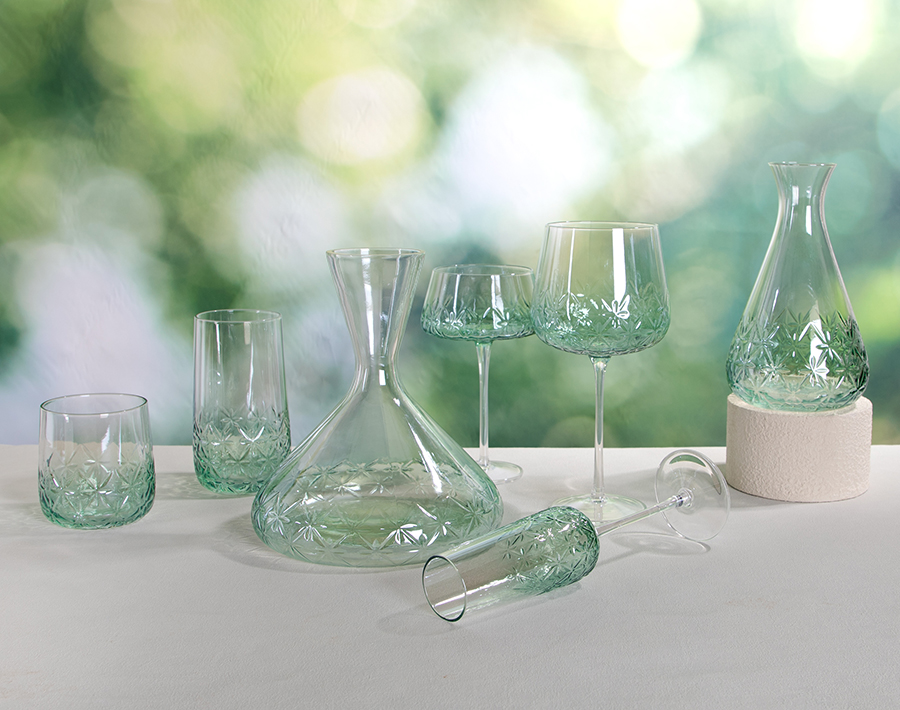 High-end new design colored glass wine cup with ion-plating gift items
