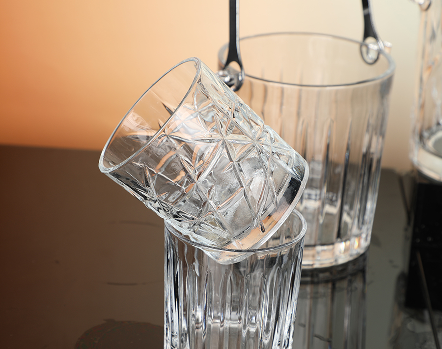 Summer Specialized Ice Bucket Set With Stainless Steel Handles and Tong