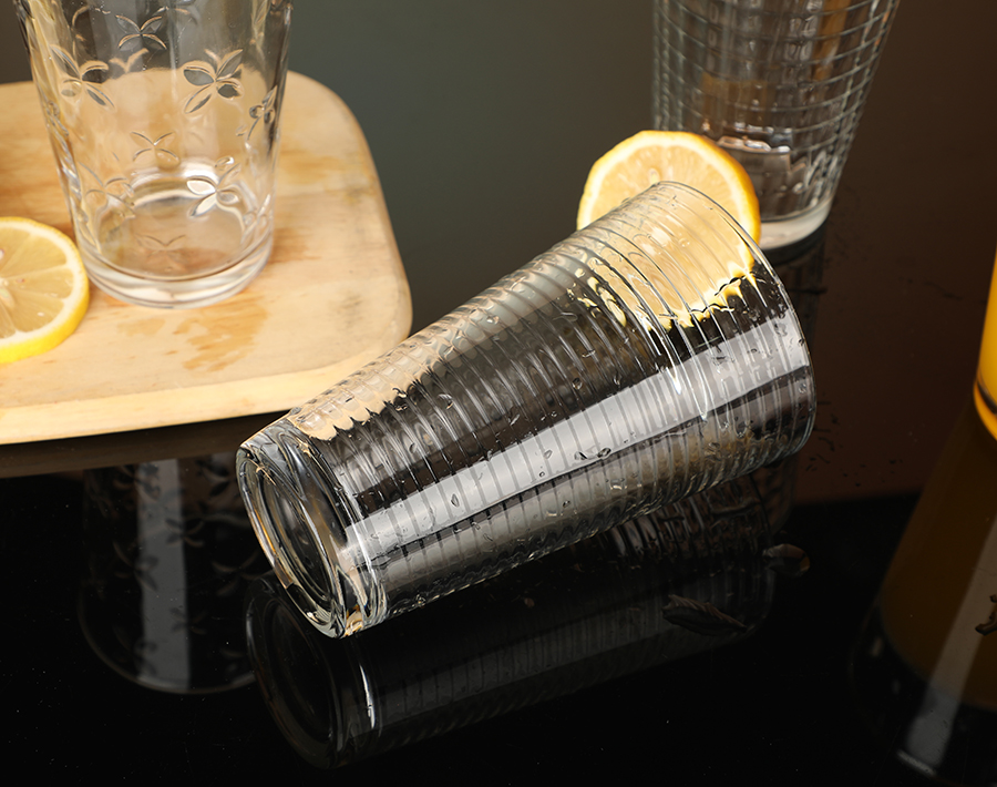 V shaped  Wholesale Glass tumbler water beverage glass cup engraved pattern