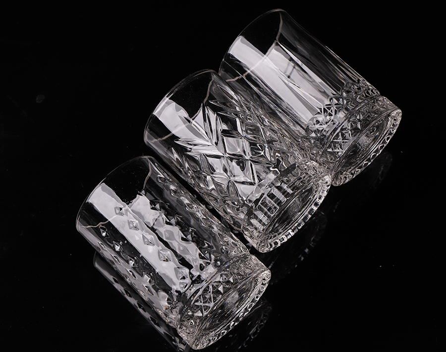 Unique Engraved Glass Cups 4.75oz Whisky With Different Bottom Shape