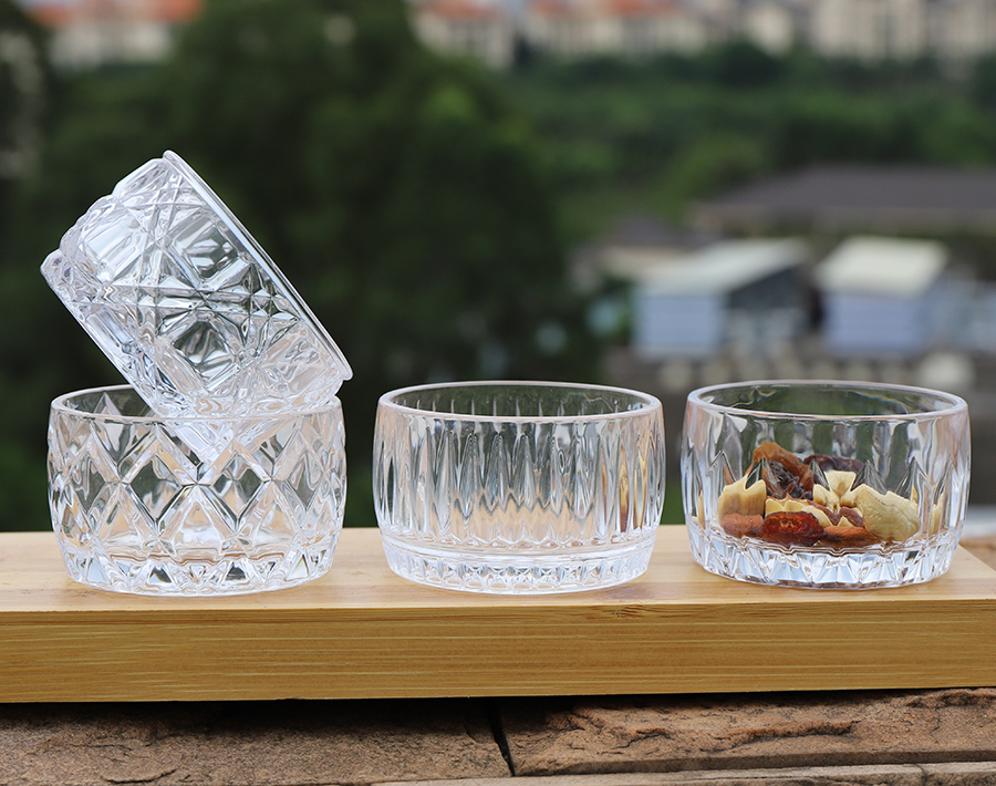 New Arrival Glass candy jar bowl 130ml snack sugar canister with lid  Made in China 