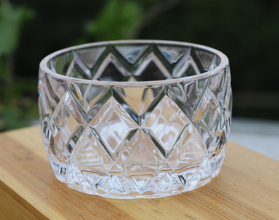 New Arrival Glass candy jar bowl 130ml snack sugar canister with lid  Made in China 