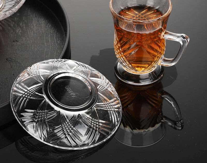 New engraved design glass tea mug with saucer factory wholesale