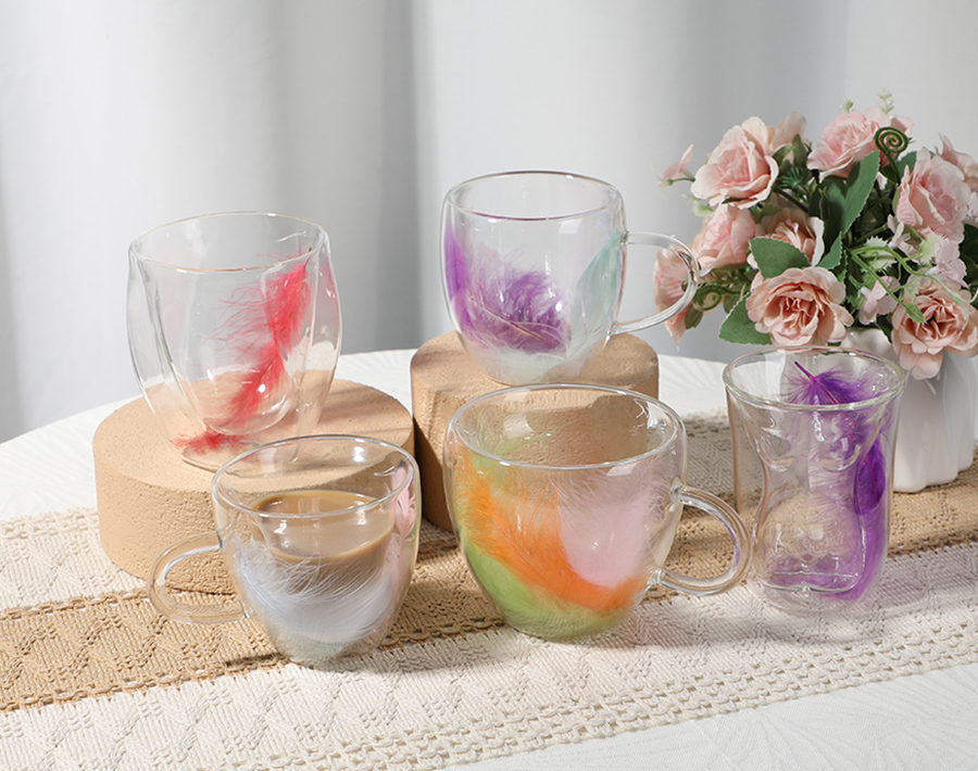 Real feather decoration double wall glass coffee mug