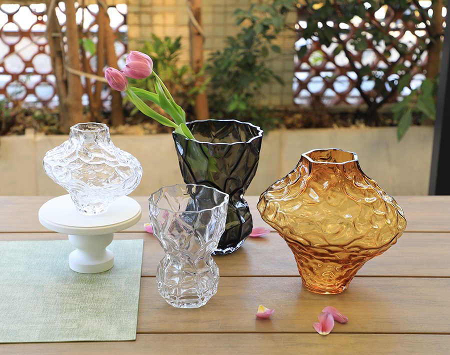 Handmade Valley Design Engraved Glass Vase