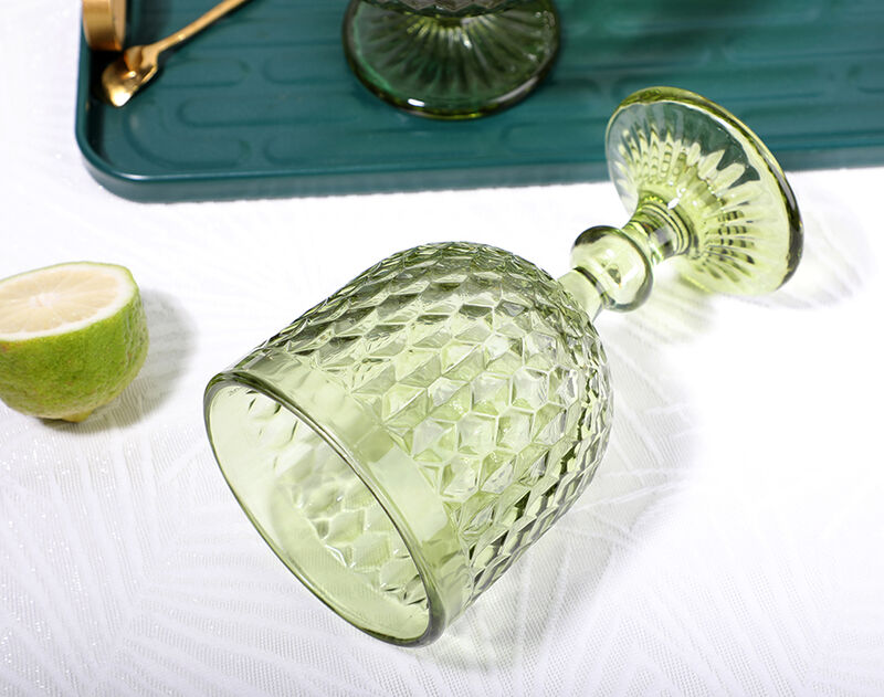 Solid color sword-shaped glass drinking set in stock