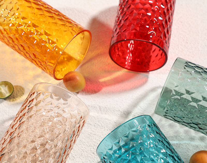 Classic Style Engraved Glass Cup with Spray Color Water Tumbler