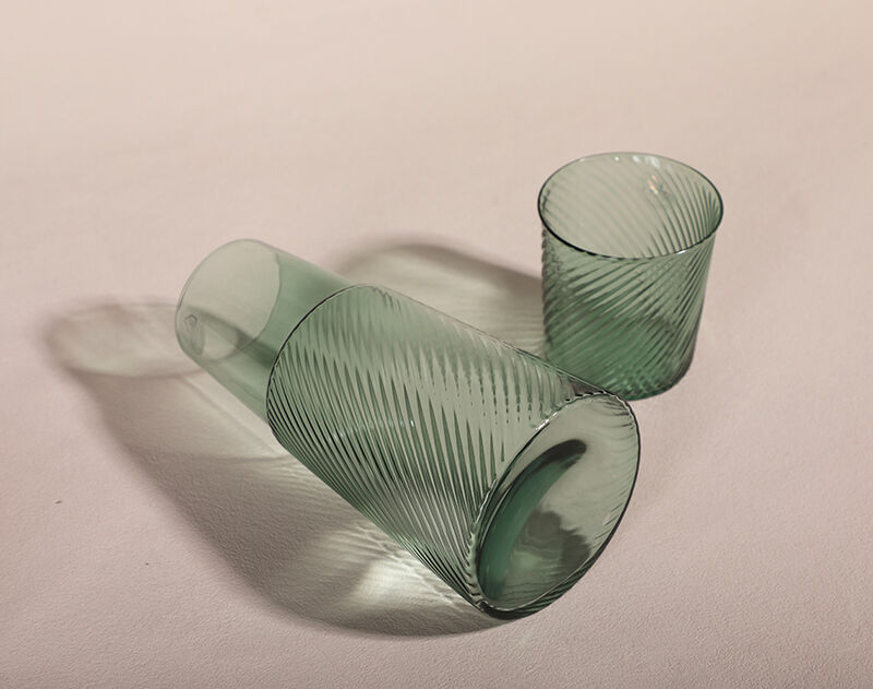 Machine Blown Glass Bottle Spray Color Kettle