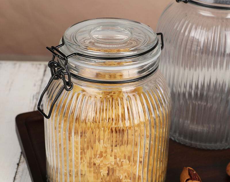 wholesale 4 Sizes glass storage jar with lid for food nut and noodles