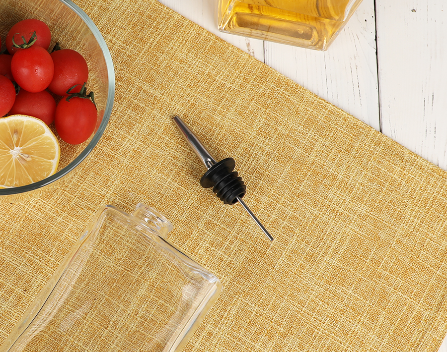 New Design Square Glass Olive Oil Bottle with Stainless Steel Pourer