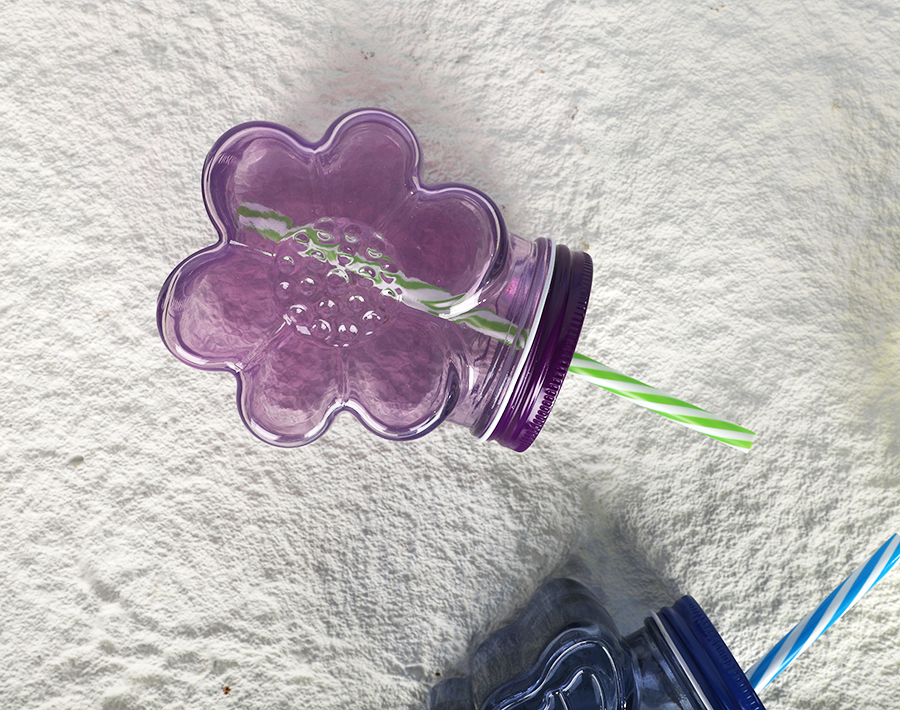 Facotry Butterfly Flower Shape Glass Jar Bottle