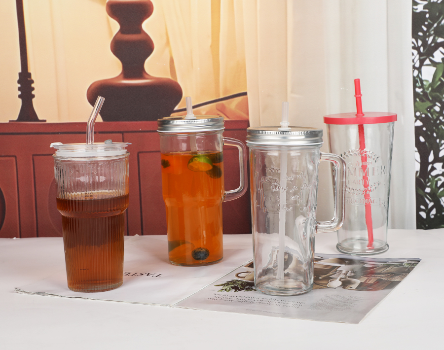 New Collection Glass Cup With Lid And Straw Drinking Tumbler For Coffee And Juice