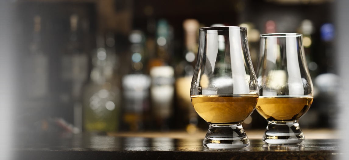 Quels types de verres à vin voulez-vous pour le whisky? Cid = 3