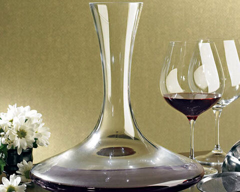 Different shapes of wine decanter