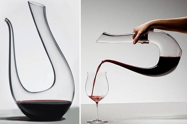 Different shapes of wine decanter