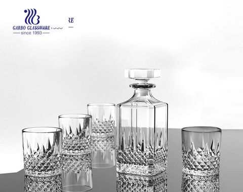 high quality custom glass whiskey decanter set produce