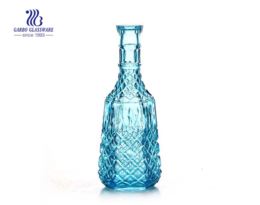 China produce cheap 1L colored glass decanter