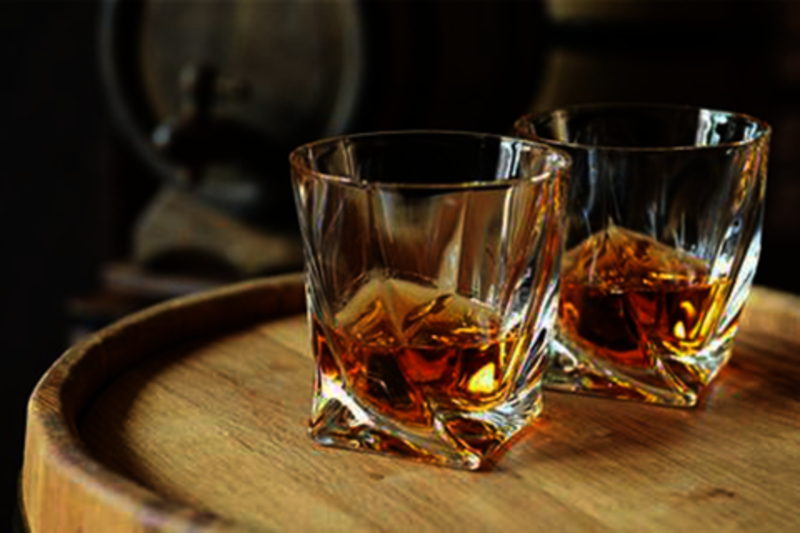 Bảy cách nhỏ để uống rượu whisky