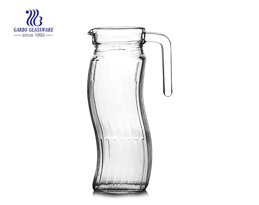 Made in China cheap whoesale glassware 1L unique S shape glass pitcher