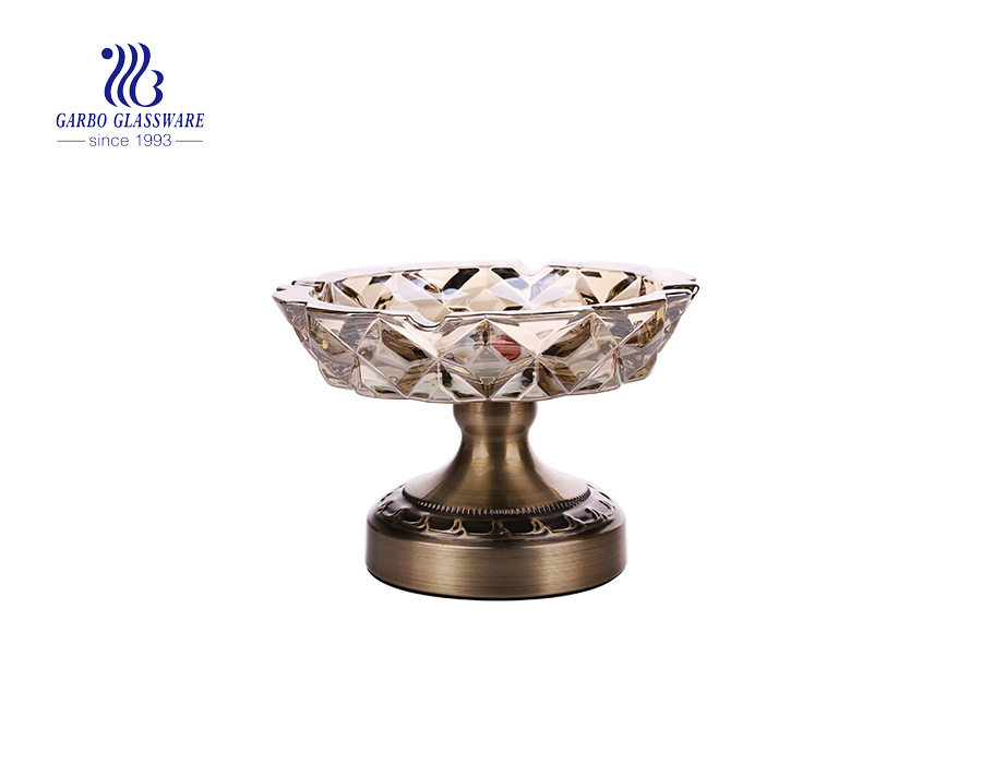 High-end iron plated golden glass ashtray with foot