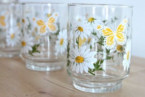 How to choose a glass cup for different occasions