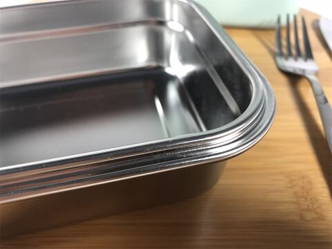 Is the stainless steel lunch box easy to use