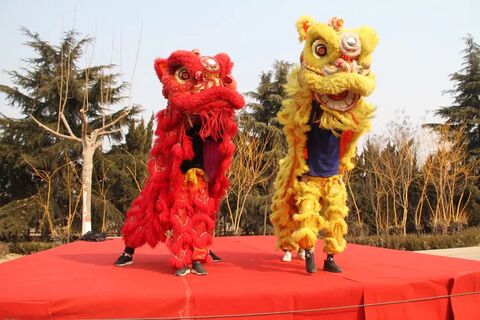 Do you know the different traditional customs of  China  province