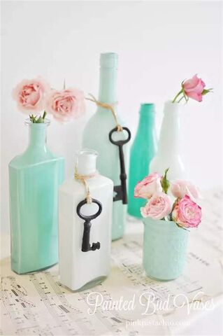 How to use waste glass bottles