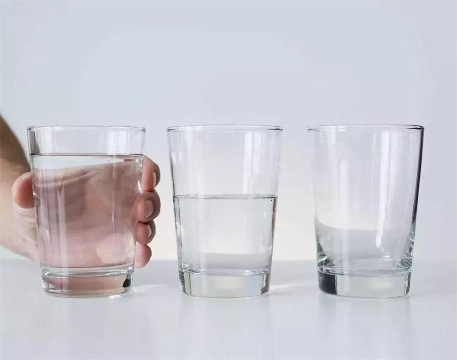 Glass cup,ceramic cup, plastic cup, Which is healthier to drink water?