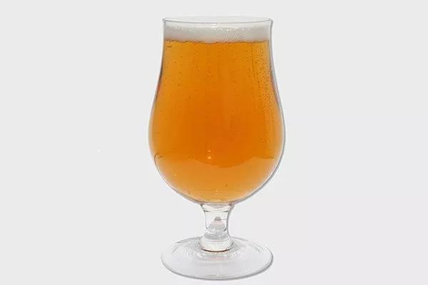 Une bonne bière doit avoir besoin d'un verre à bière approprié