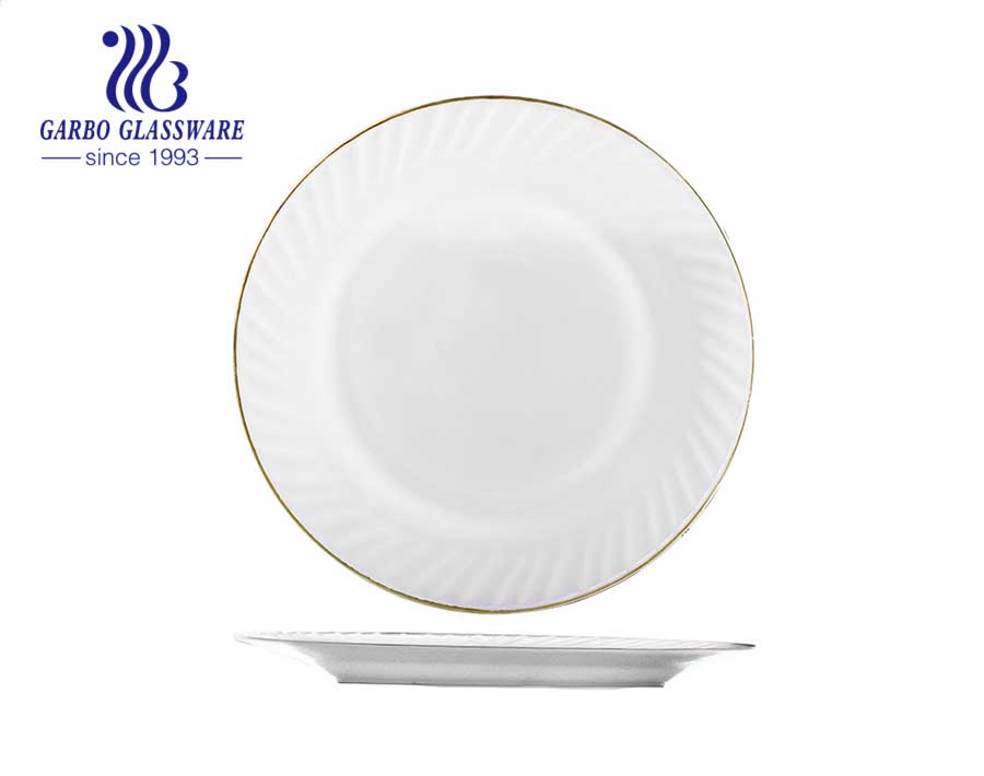 Assiettes à dîner rondes en verre opale blanc de 10 pouces avec bordure dorée