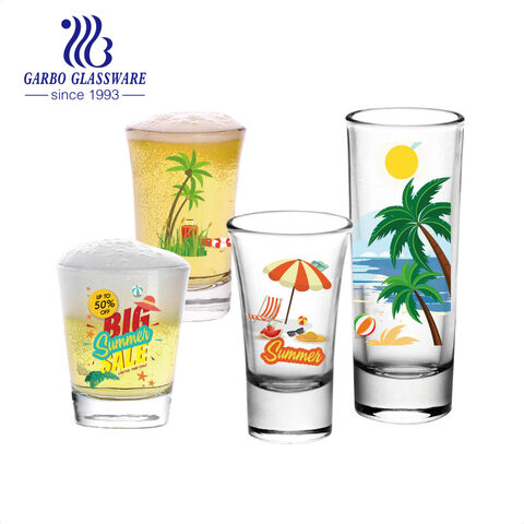 ¿Qué son los mini vasos de chupito personalizados populares? Bienvenido a Garbo Hot Sale White Wine Decal Spray Design Shot Glass Cup