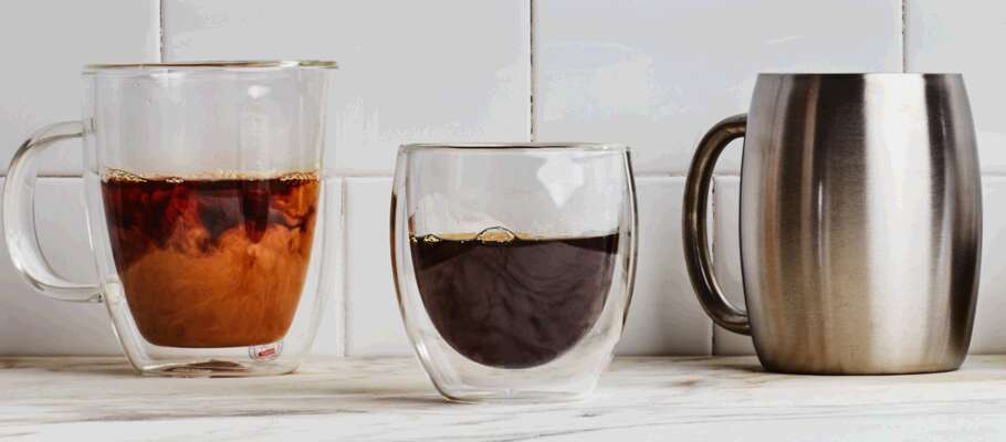 Lequel sera le meilleur - tasse en céramique ou tasse en verre