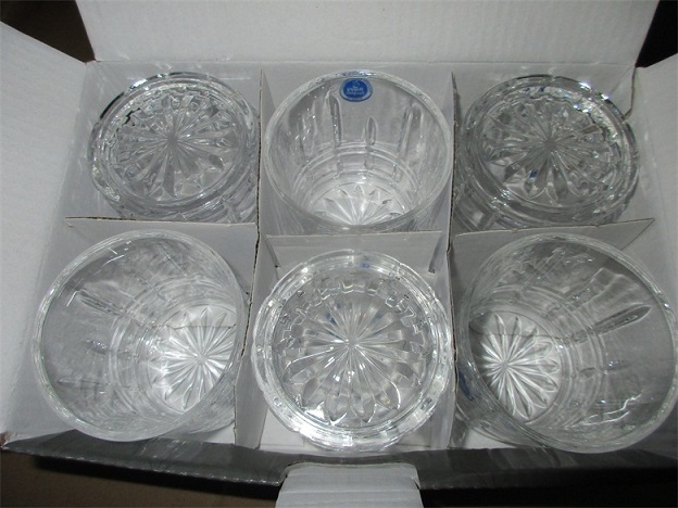 How does Garbo Glassware pack the glassware when exporting it abroad? 4 Regular Packing